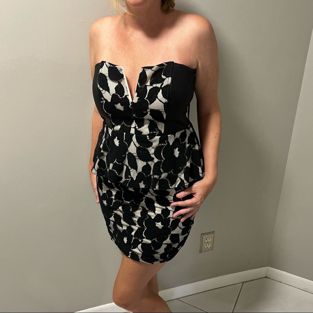 NWOT Betsy & Adam Lace Floral Corset Dress Faux Leather